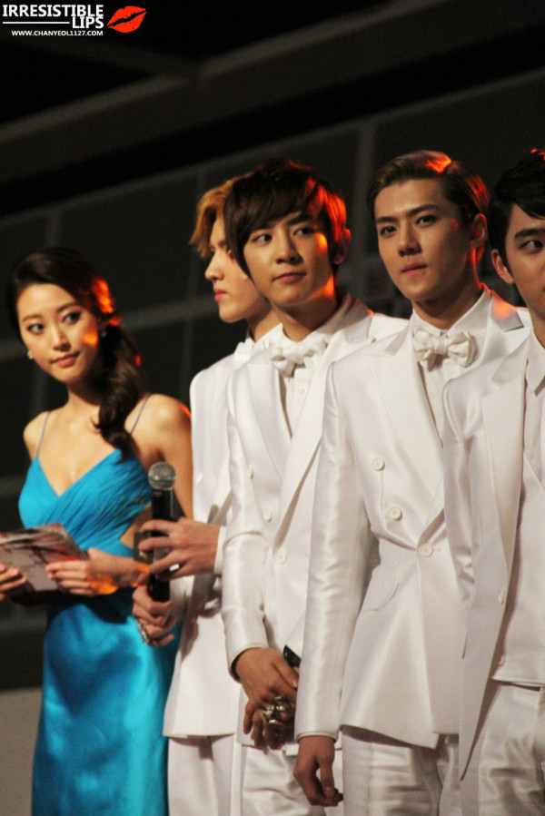 [Pic] 121130 EXO at MAMA 2012  