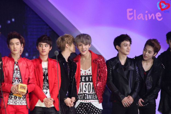 [Pic] 121130 EXO at MAMA 2012  