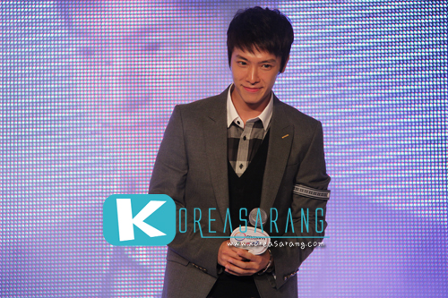 Maxim Contact Lens Surprise Celebration (Press Conference) 11-10-10:DongHae