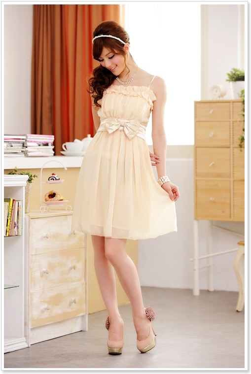 ชุดราตรีคนอ้วนไซส์ใหญ่สีครีม