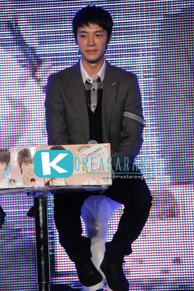 Maxim Contact Lens Surprise Celebration (Press Conference) 11-10-10:DongHae