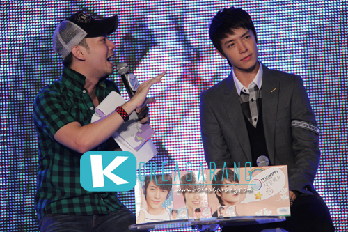 Maxim Contact Lens Surprise Celebration (Press Conference) 11-10-10:DongHae