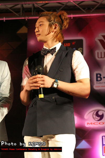 100405 2AM Press Con. SHOW M KING 2 JinWoon