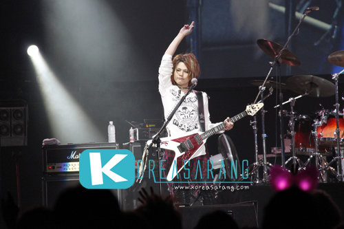 AUCIFER in Thailand (Live in BKK Concert) 25-09-10:Yuki