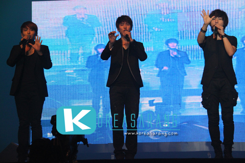 Super Junior K.R.Y. in Thailand 26-10-10