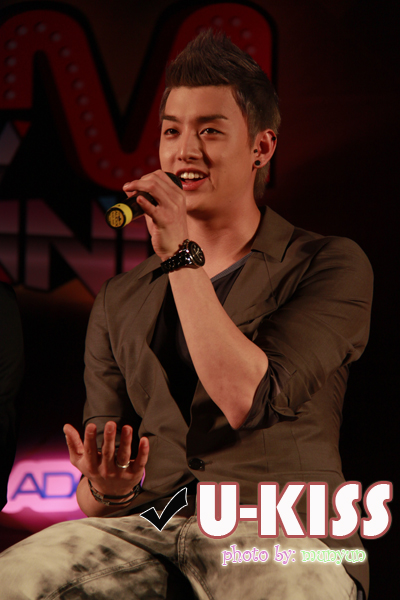 U-KISS in Thailand 05-04-10:Eli
