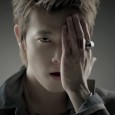 donghae ><