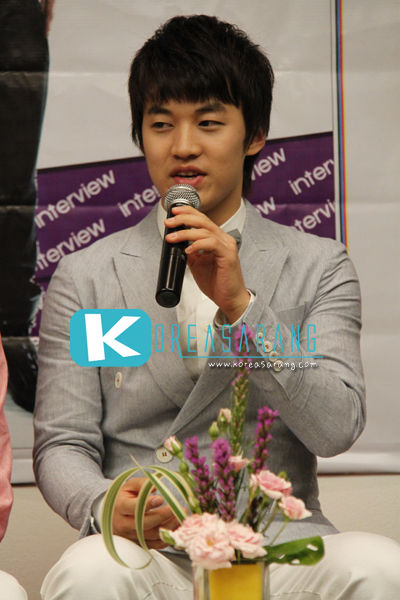 SHU-I in Thailand 16-07-10:Jinseok