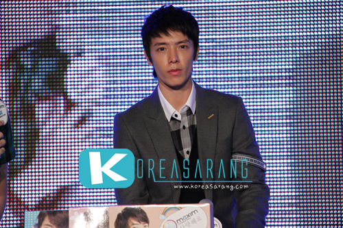 Maxim Contact Lens Surprise Celebration (Press Conference) 11-10-10:DongHae