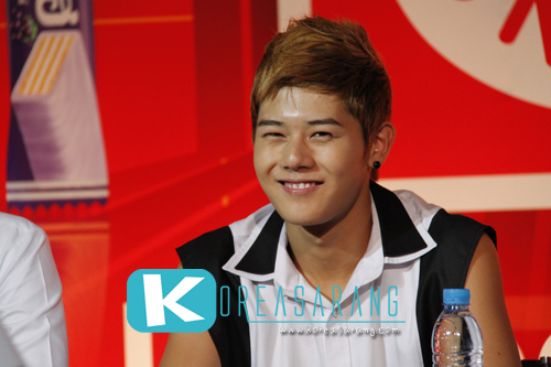 ZE:A in Thailand 29-07-10:Dongjoon