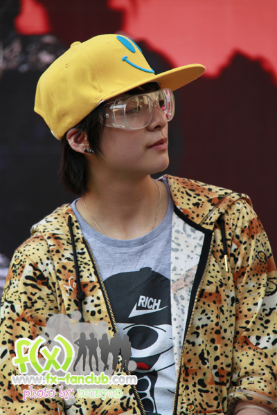 f(x) in Thailand 20-03-10:Amber