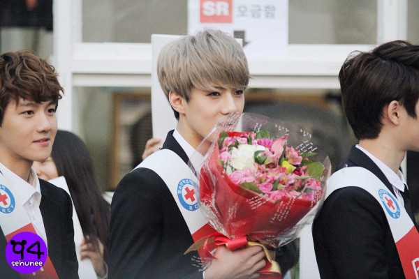 [Pic] 121202 EXO-K @ Red Cross Youth