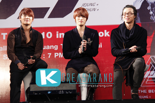 JYJ in Thailand 14-10-10
