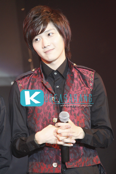 SHU-I in Thailand 18-07-10:Changhyun