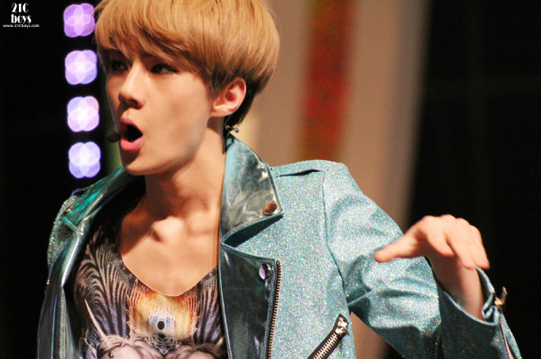 [Pic] 121128 Sehun at The 19th Korean Entertainment Awards [21CBOYS] 11P