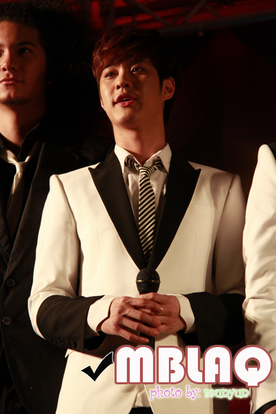 MBLAQ in Thailand 05-04-10:Seungho