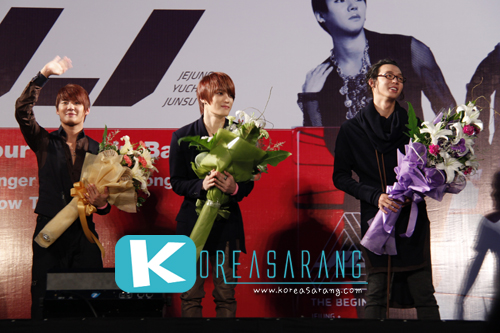 JYJ in Thailand 14-10-10