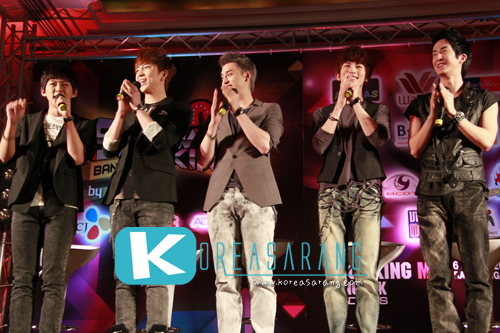 U-KISS in Thailand 05-04-10:Dongho,Soohyun,Eli,Kiseop,Kibum