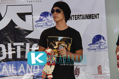 Tae Bin in Thailand 19-09-10