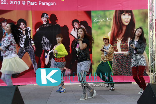 f(x) in Thailand 20-03-10:Victoria,Amber,Krystal,Sulli,Luna