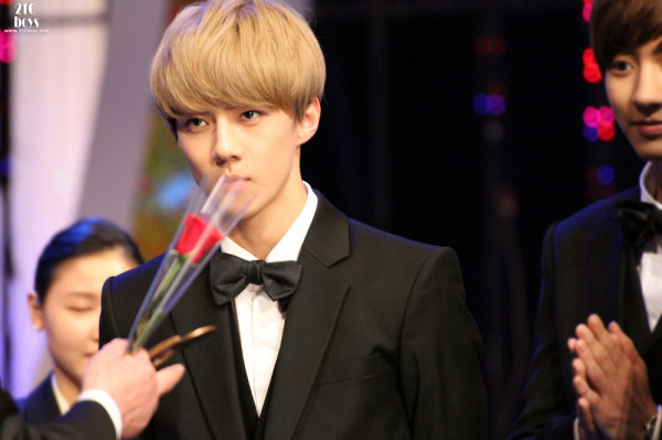 [Pic] 121128 Sehun at The 19th Korean Entertainment Awards [21CBOYS] 11P