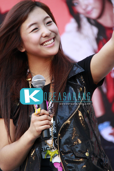 f(x) in Thailand 20-03-10:Luna