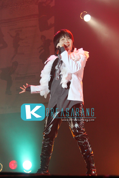 SHU-I in Thailand 18-07-10:Shinee's Cover