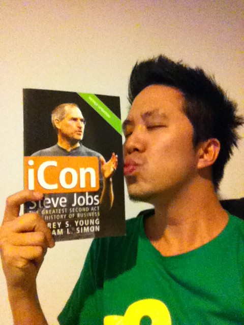 ไว้อาลัยให้สตีพ จ๊อป อันเป็นที่รัก และนับถือ สุดยอดแห่ง iCon