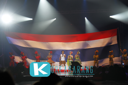 PD Radio Concert 05-11-10:โปงลางสะออน