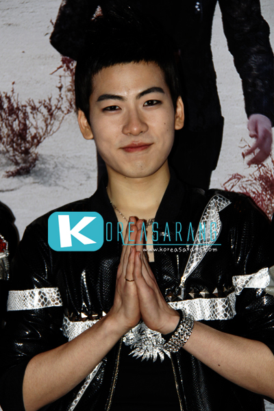 DNT in Thailand 17-12-09 : DNT Crazily Pretty with DAY fan live in Bangkok=>Byung Kyu