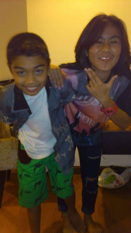 หล่อไมครับ