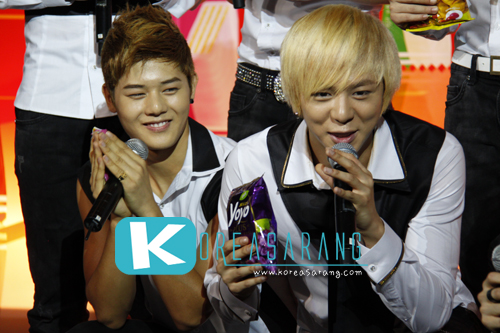ZE:A in Thailand 29-07-10:Dongjoon,Junyoung