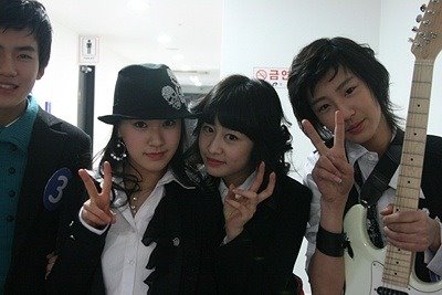 426997_307790739281105_212761028784077_8