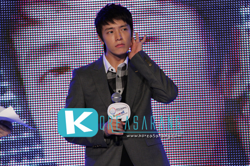 Maxim Contact Lens Surprise Celebration (Press Conference) 11-10-10:DongHae