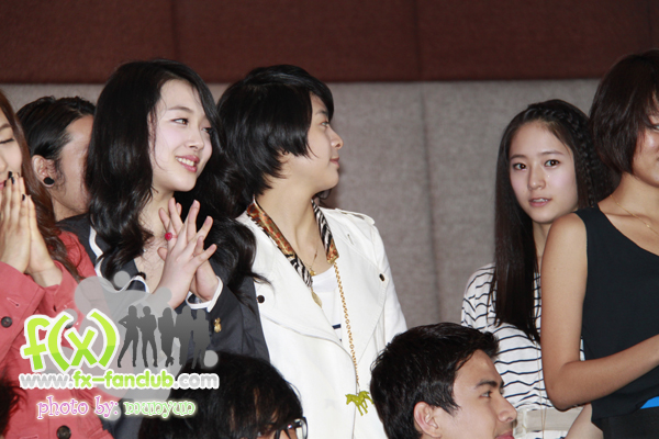 f(x) in Thailand 19-03-10:Sulli,Amber,Krystal