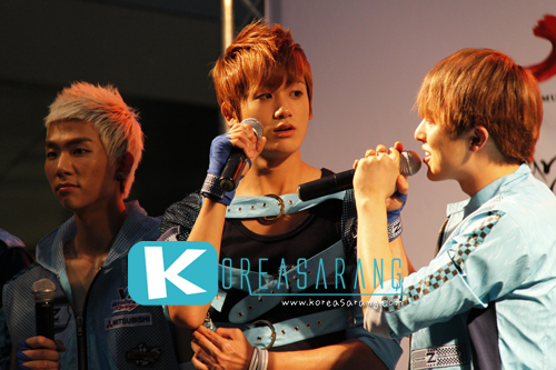 ZE:A in Thailand 29-07-10:Kevin,Hyungshik,Heechul