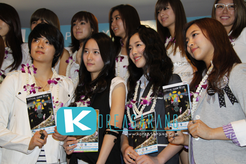 f(x) in Thailand 18-03-10:Amber,Krystal,Sulli,Luna