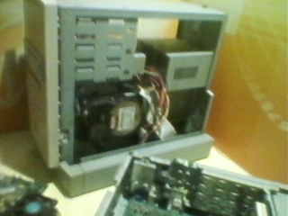 ถ่ายข้างๆ PC Packard Bell เก่าๆ on upic.me