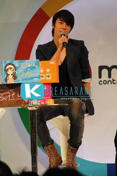 LEE DONGHAE in Thailand 21-06-10