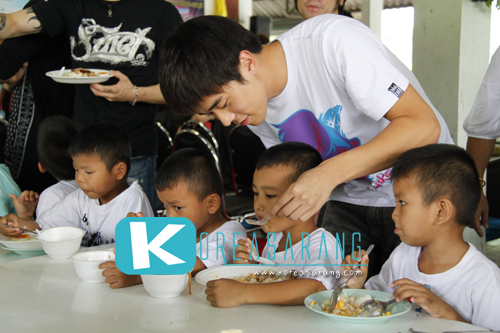 F.cuz in Thailand 12-09-10 (At Bannmahamek): Jin On