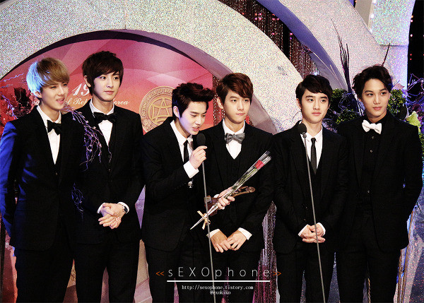 [Pic] 121128 EXO-K at The 19th Korean Entertainment Awards