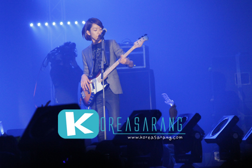 CNBLUE in Thailand 05-11-10:Jung Shin