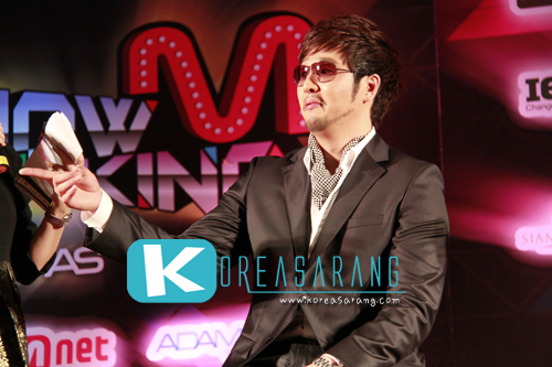 Kim Tae Woo in Thailand 05-04-10