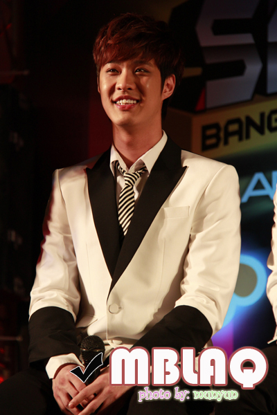 MBLAQ in Thailand 05-04-10:Seungho