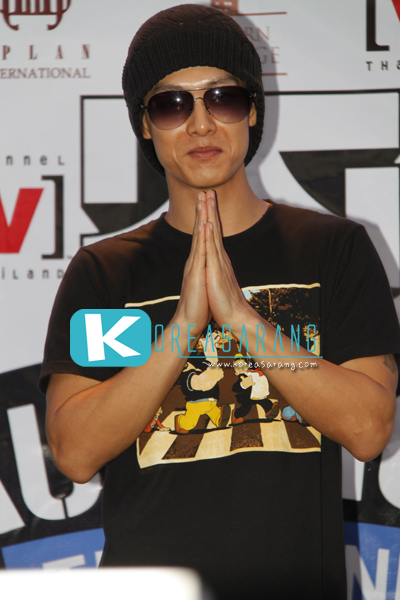 Tae Bin in Thailand 19-09-10
