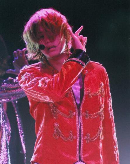 จะหลอนหรือจะหล่อดี - -♥♥