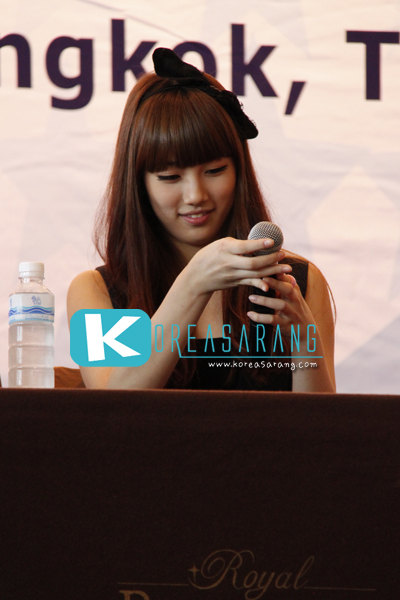 Miss A in Thailand (26-10-10):Suzy