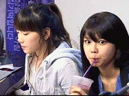 sooyoung-and-taeyeon-15.gif