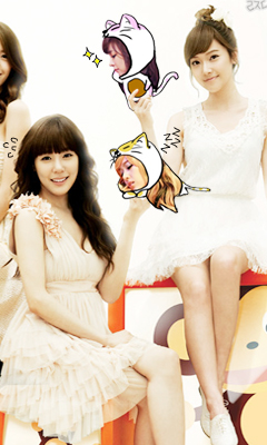 ไอ้หยาาาาาาาาา ทำได้น่ารักม่วกกกกกกกก เจถือพิ้งค์แคท ทิถือเมี้ยวชิค >////<