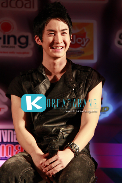 U-KISS in Thailand 05-04-10:Kibum